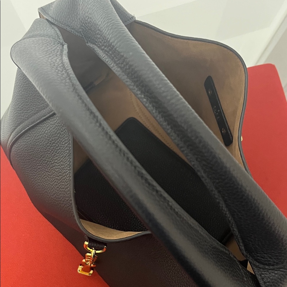 Black Horsebit Soft Hobo Bag with Gold Hardware - Picture 11 of 11